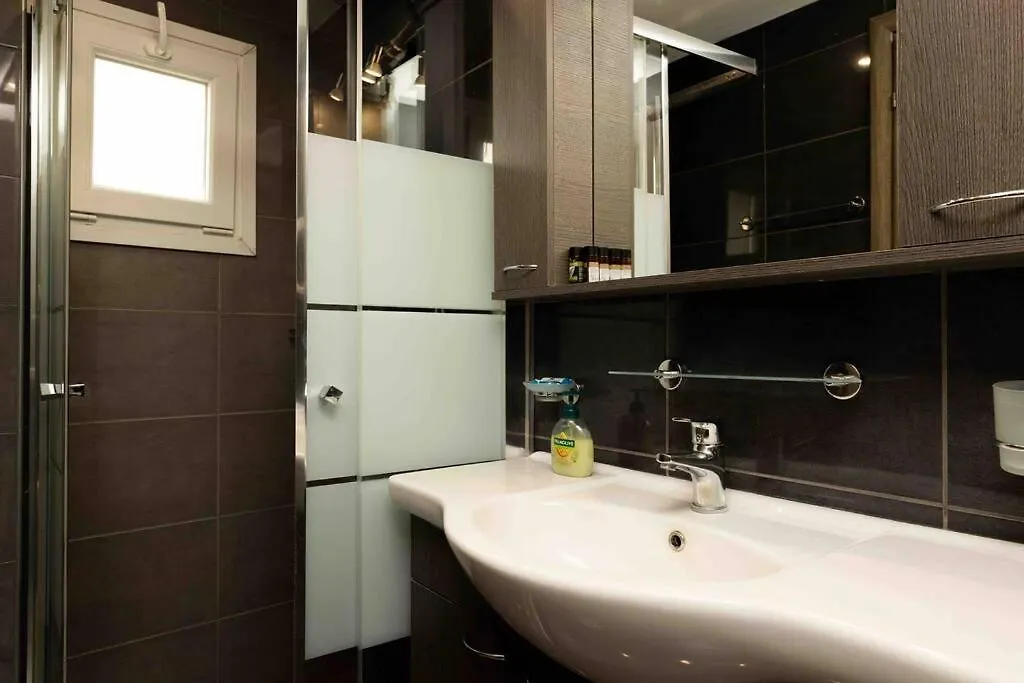 Luxury Studio In Downtown Thessaloniki 0*,
